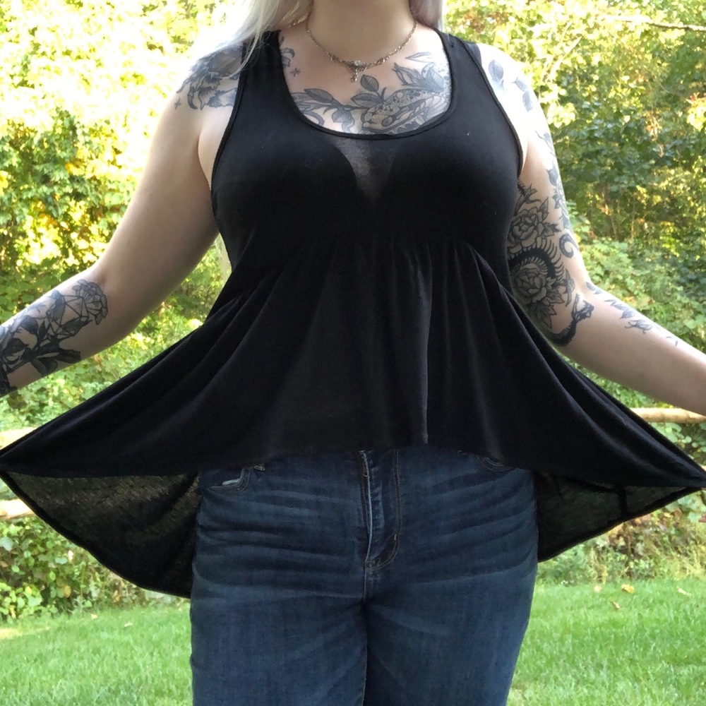 Tobi High-Low Top - Picture 3 of 6